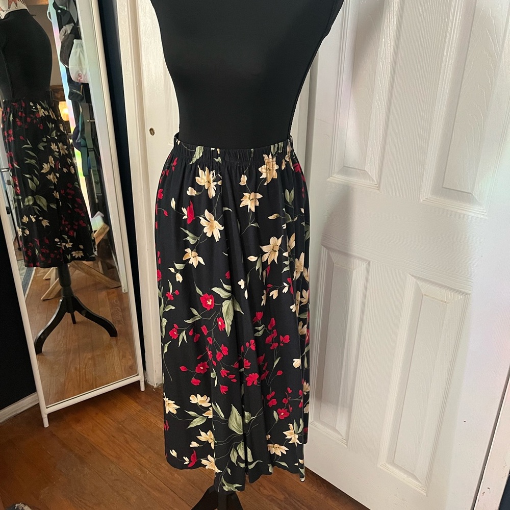 Floral Black Midi Skirt
